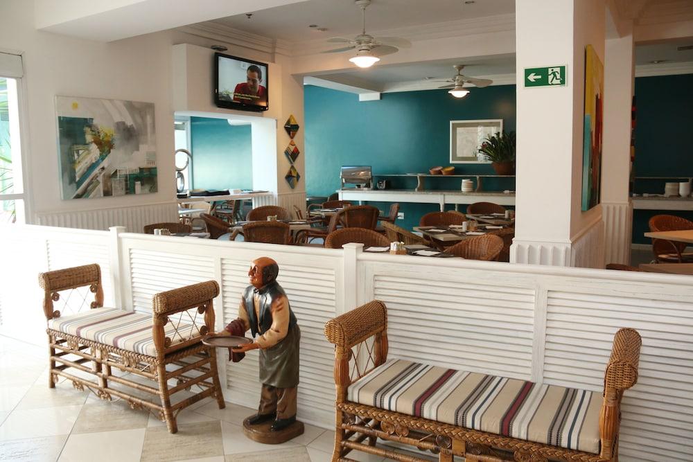 Vitoria Hotel Residence Newport Campinas  Exterior photo